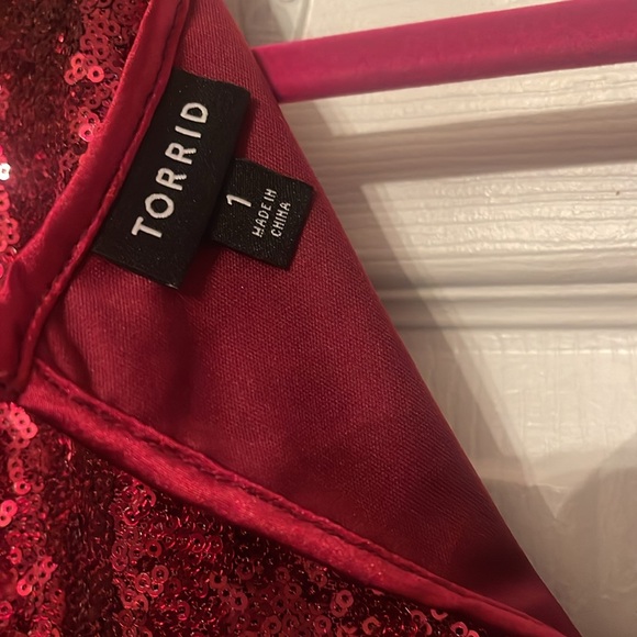 Burgundy pink sequin dress - Picture 3 of 4